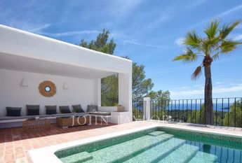 5 bedroom luxury Flat for rent in Cap Martinet, Spain