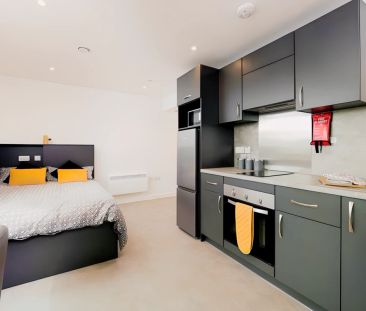 Bedford - Studio Style D04 - Photo 2