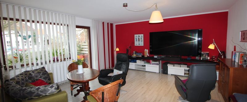 Familienfreundliches Reihenendhaus in toller Cityrandlage - top renoviert - provisionsfrei! - Photo 1