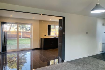 Dogwood Walk - Photo 4