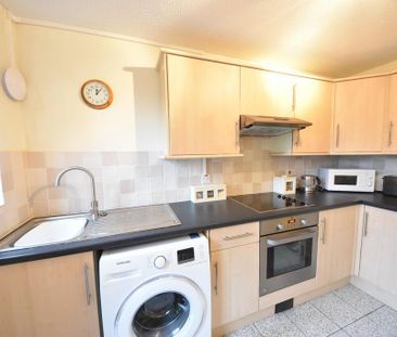 2 bedroom terraced house to rent - Photo 6