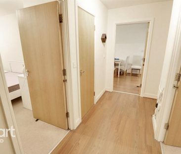 2 bedroom flat to rent - Photo 5