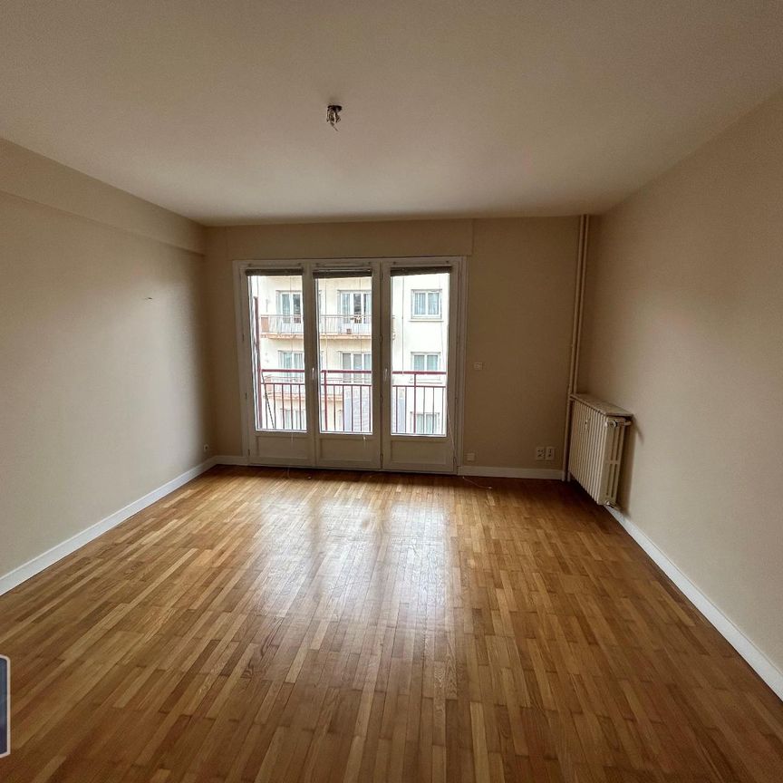 Location Appartement 3 pièces 65m² ST ETIENNE 42100 - Photo 1