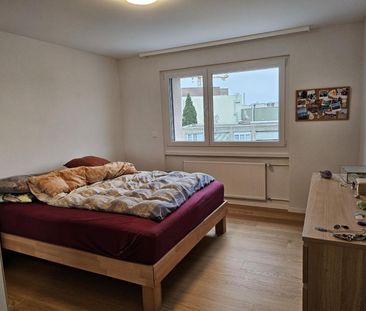 3.5 Zimmer, 90 m², 4. Stock - Photo 5