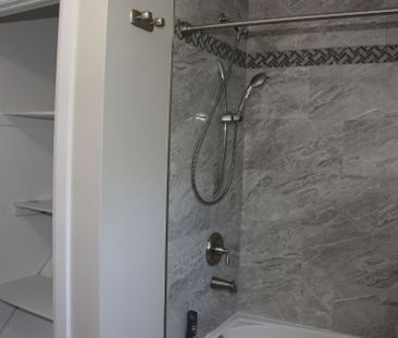 For Lease - 1042 Goshen Road, Innisfil, Ontario - Photo 2