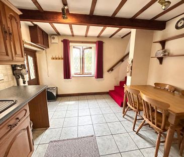 2 bedroom semi-detached house to rent - Photo 2