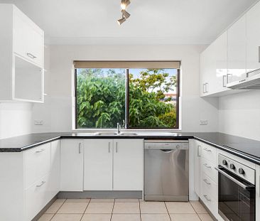 5/57 Dunellan Street, Greenslopes. - Photo 4