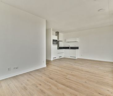 Te huur: Appartement Marius Bauerstraat 30 3 in Amsterdam - Foto 2
