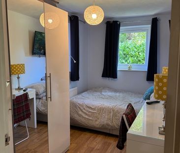 Room in a Shared House, Spindlewood Close, SO16 - Photo 5