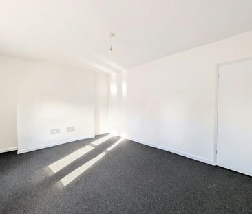Maisonette to rent on - Photo 6