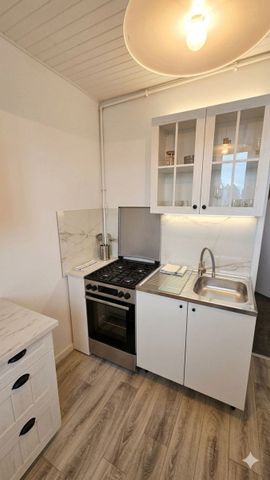 centrum, 3 pokoje, nieumeblowane, balkon 48.5 m² - Фото 3