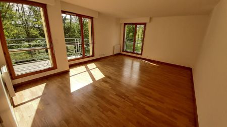 location Appartement T4 DE 87.41m² À SCEAUX - Photo 2