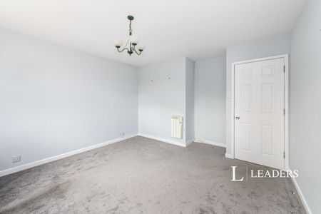 2 bedroom apartment to rent First Floor Flat, Redhill, Surrey, RH1 - Photo 4