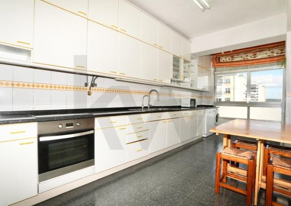 Apartamento T3 em Lisboa