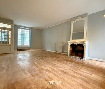 Maison centre ville de Senlis 6 pièces 145 m2, - Photo 2