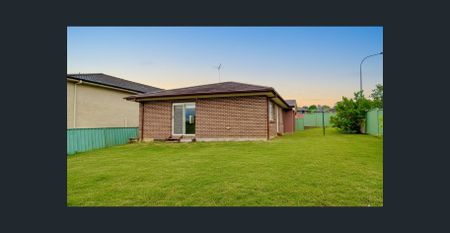 Spacious 4-Bedroom Family Home on a Generous Block in Glenfield! - Photo 5