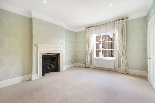 Old Town, Clapham, London, SW4 0JT - Photo 1