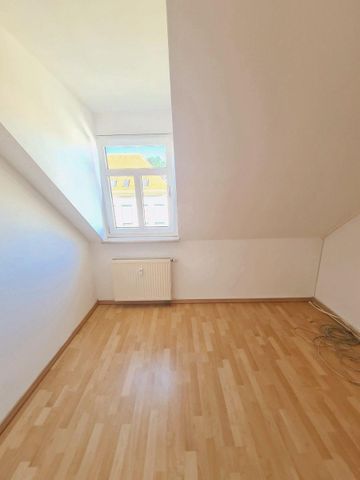 3-Zimmer-Dachgeschoss mit viel Platz zum Leben in zentraler Lage von Chemnitz - Photo 3