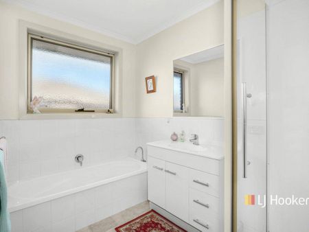 Neat Unit in Latrobe - Photo 5