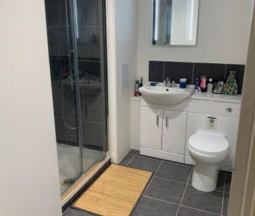 Studio to rent - Photo 6