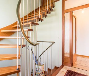 Schicke Obergeschosswohnung mit Balkon im Grünen zwischen Bielefeld... - Photo 1