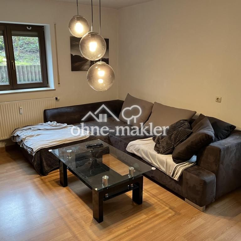 Souterrainwohnung in Heroldsbach mit viel Tageslicht und Gartenanteil, Ortsrandlage - Photo 1