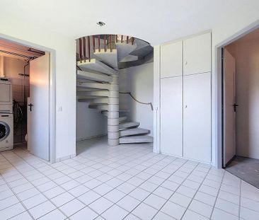 Appartement de 5.5 pièces au rez-de-chaussée disponible dès le 1er ... - Photo 1