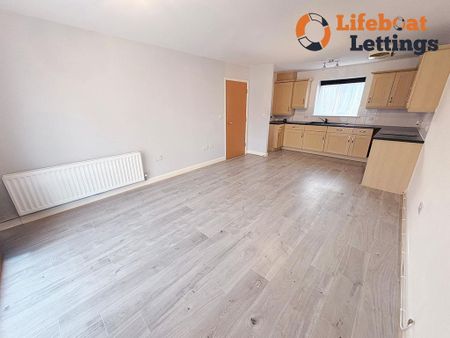 2 bedroom semi-detached house to rent - Photo 5