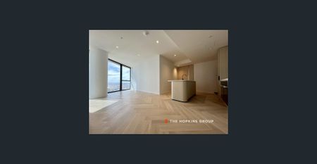 NEAR NEW 2 BEDROOM LUXURY APARTMENT WITH CAR PARK - Photo 2