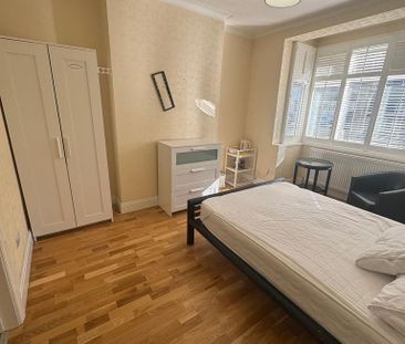 1 bedroom property to rent - Photo 5