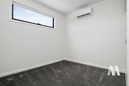 708 Grand Boulevard, Mickleham VIC 3064 - Townhouse For Rent | Domain - Photo 4