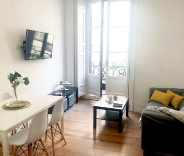 Large room in Madrid - Photo 3