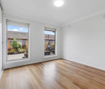 Charming With A Little Surprise! - Photo 1