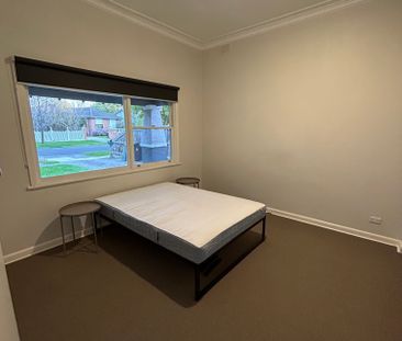 Hughesdale - Photo 5