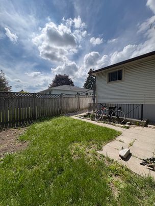 2-684 Davis Dr, Kingston, ON K7M 7X3 - Photo 1