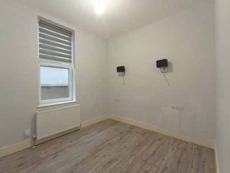 3 Bed Flat, Stuart Crescent, N22 - Photo 5