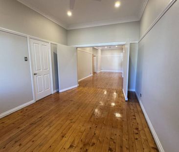 3 Bedroom Duplex in Prime Kingsford Location - Photo 3