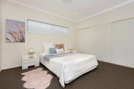 Extra Large Family Home in Great Location - Photo 3