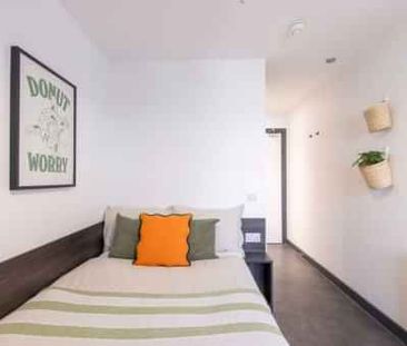 4 Bed En-suite - Photo 4