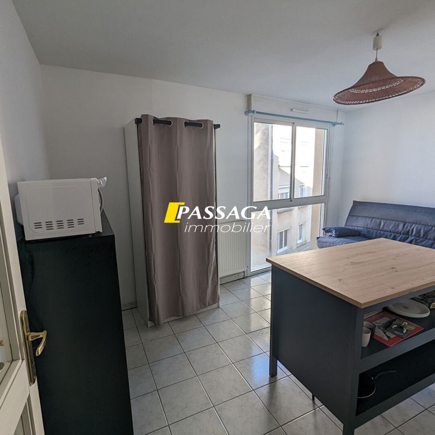 Location Appartement 1 pièce 21m² - Photo 1