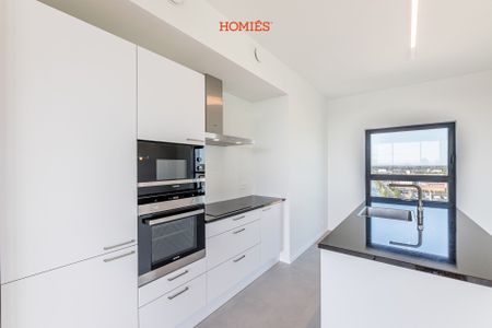 Gloednieuw luxe-appartement met 3 slaapkamers en autostaanplaats - Photo 5