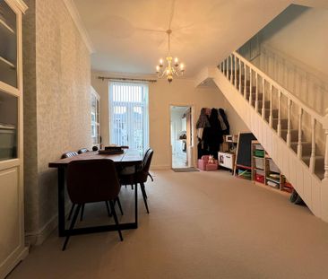 3 bedroom semi-detached house to rent - Photo 5