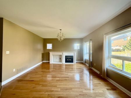 For Lease - 1464 Coldstream Drive Unit# Main, Oshawa, Ontario - Photo 2