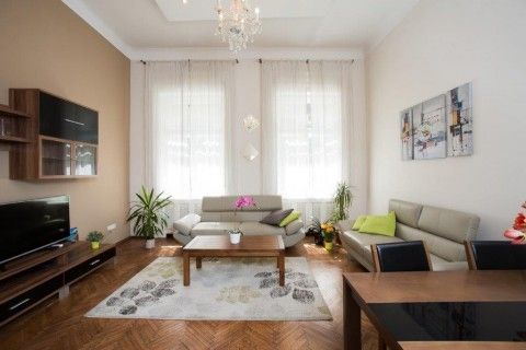 Kálmán Imre Street - Photo 1