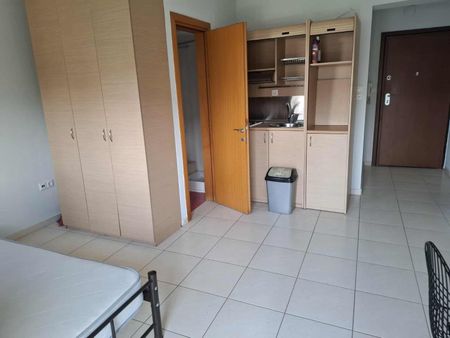 Studio/Γκαρσονιέρα για ενοικίαση Κολοκοτρώνη (Συκιές) - Photo 2