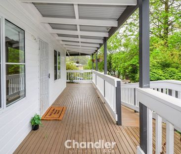 CHARMING HOME IN THE HEART OF UPWEY - Photo 2