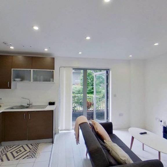 Studio to rent - Photo 1