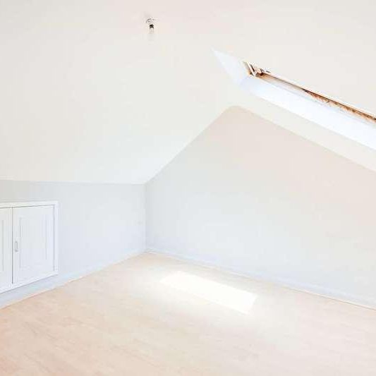 Geraldine Road, Strand On The Green, W4 - Photo 1