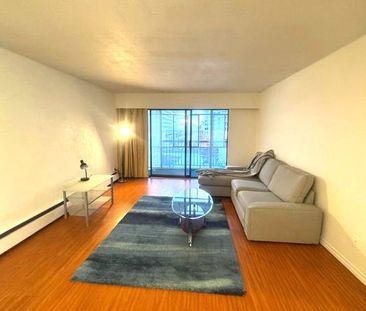 Unbeatable Richmond Center 2 bedroom 1.5 bathroom for rent - Photo 1