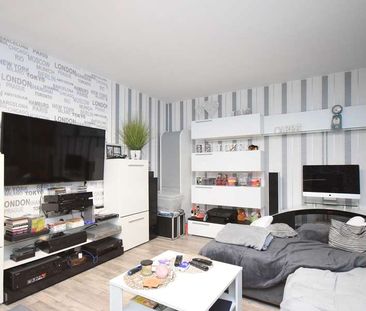 Helle, großzügige 3-Zimmer-Wohnung mit Balkon und Garagenstellplatz… - Photo 1